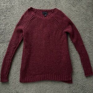 American Eagle Women's Mauve Sweater